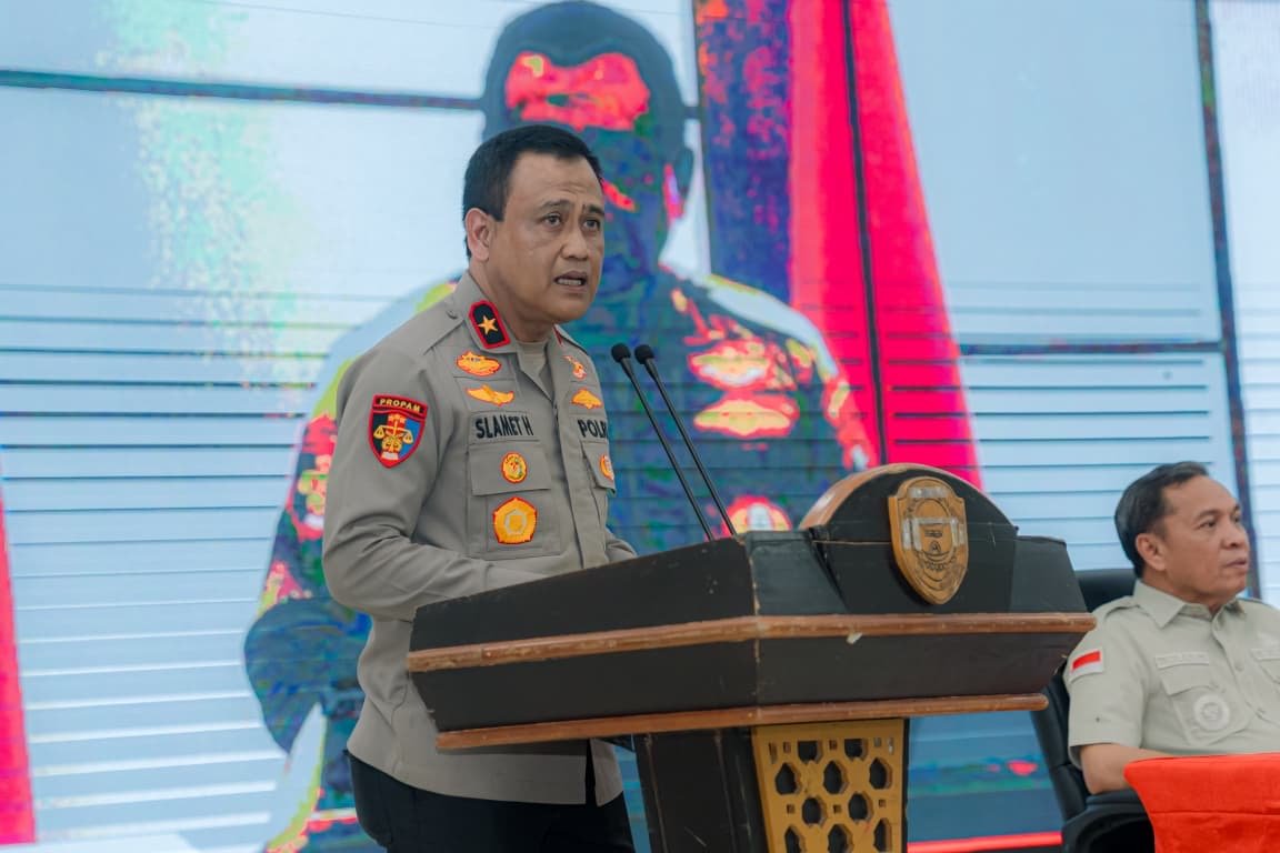 Kapolda Malut Gerakkan Deklarasi Perdamaian Lima Desa Patani Barat